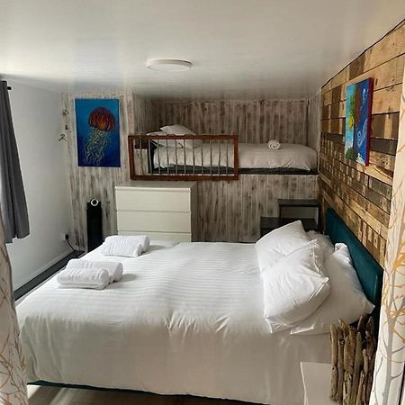 Charming Chalet In Stoke Fleming - Sleep 3 4 Dartmouth Bagian luar foto